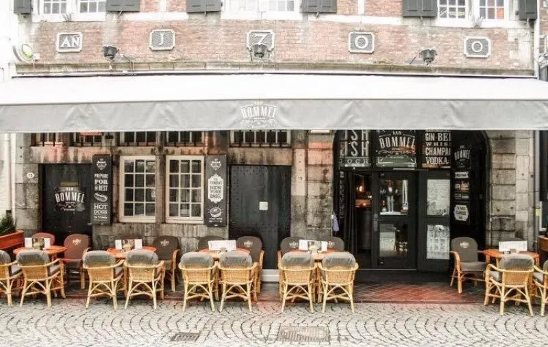Cafe van Bommel