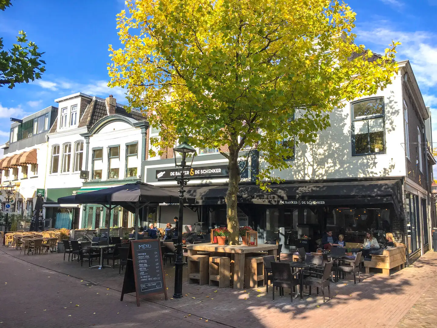 De Bakker en de Schenker Assen